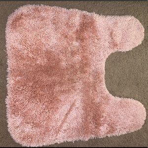 ✨Blush pink bathroom rug✨